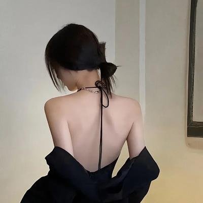 缺席